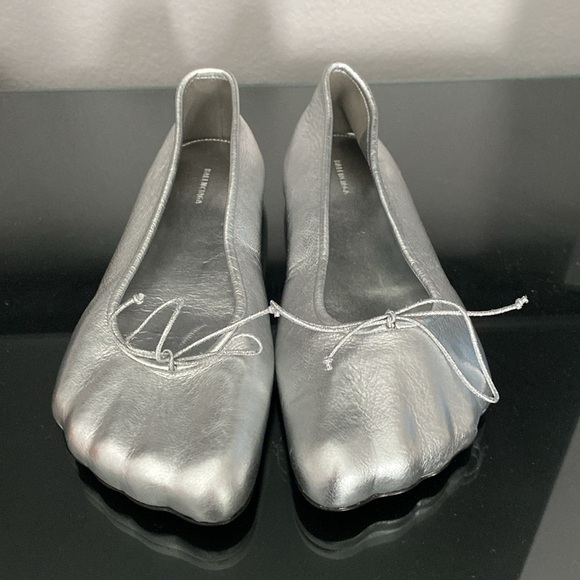 Balenciaga Anatomic Metallized Ballerina Flats - Picture 9 of 13
